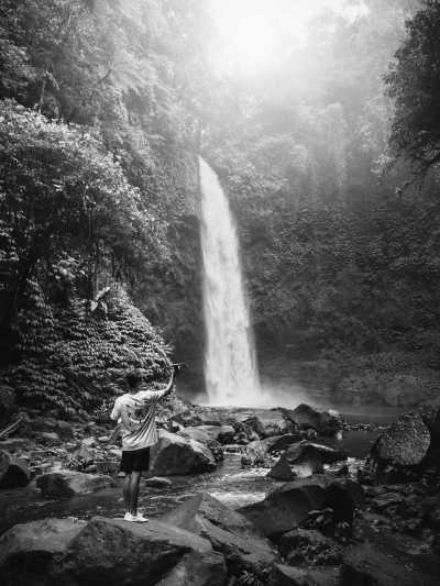 Indonesien - Tibumana Waterfall - Bali Bliss: Explore Ubud, Waterfalls, Nusa Penida Island Gems and More! - 4