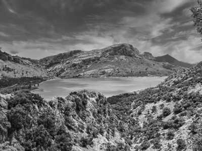 Spanien - Puig des Tossals Verds - LAST SPOT 🤞☺️ - Frauen-Roadtrip Mallorca🌞! Deutsches Yoga Retreat und Workation auf einem spanischen Bauernhof auf den Balearen 2024