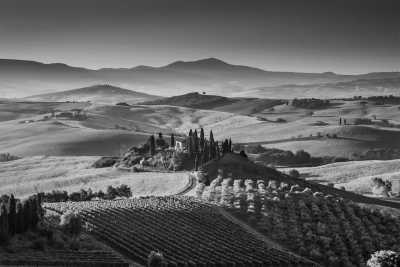 Europa - Monteriggioni - Motorcycle Adventure Tour - Croatia - Italy - Switzerland - Alps - Route des Grandes Alpes - France