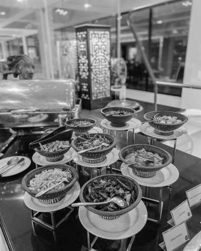 Sri Lanka - Kandy - Join the Ultimate Sri Lankan Extravaganza: Witness the Mesmerizing Kandy Esala Perahera, Indulge in Sri Lankan Food, and Explore Breathtaking Landscapes - 6