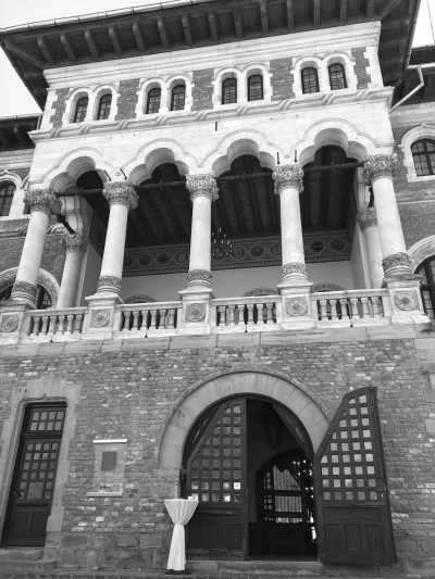 Romania - Cantacuzino Castle - Halloween in Transylvania with Bram Stoker's descendant Dacre Stoker - 1