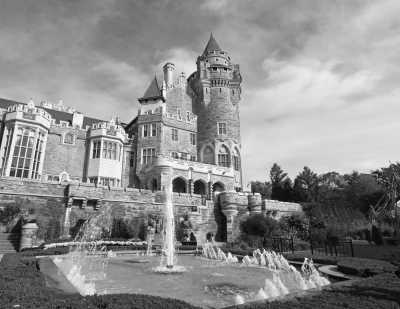 Kanada - Casa Loma - Explore and have fun in Toronto and Niagara Falls!