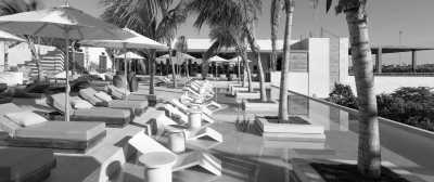 Mexiko - Hunab Rooftop Bar - The First ONLY Female Tulum Experience: Party and Get to Know: Cenotes, Mayan Ruins and the Best Local Food Spots.