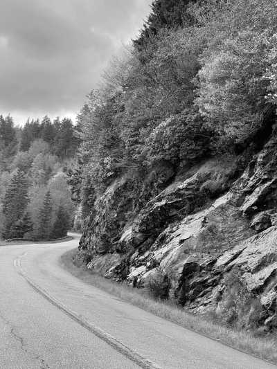 United States - Devils Courthouse - USA Road Trip - Spring Rhododendrons in Blue Ridge parkway and Great Smoky Mountains, tunnels and waterfalls! - 2