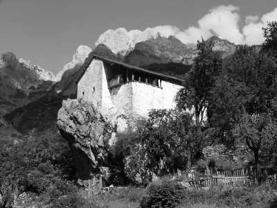 Albania - Dukagjin highlands - Explore Northern Albania and it's Beautiful Nature - Theth and many other spots☀️ - 2