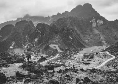 Vietnam - Đồng Văn - 🇻🇳 Ride the Northern Vietnam dream – mountain passes, rice terraces & hidden waterfalls: Ha Giang Loop & Ban Gioc Waterfall motorbike tour from Hanoi 🏞🏍 (The Vietnam Experience ✨️) - 1