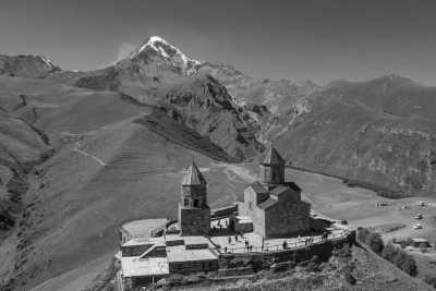 Georgia - Gergetier Dreifaltigkeitskirche - Georgien Reise - Kazbek-Besteigung (5.034m) - 1