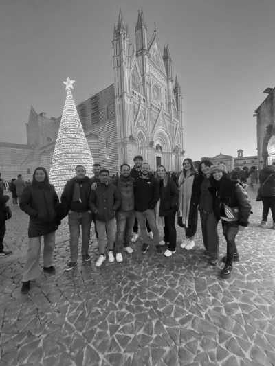 Italy - Orvieto - 2 SPOTS LEFT‼️New Year celebrating like Italians do🍾 Authentic experience exploring hidden gems across Umbria, Lazio & Tuscany with a local!🏡Villa with amazing view🤤GASTROSECRET♨️Termal Baths🥳 New Year party🎄Xmas markets🎷Jazz Street Festival📍Local Traditions - 1