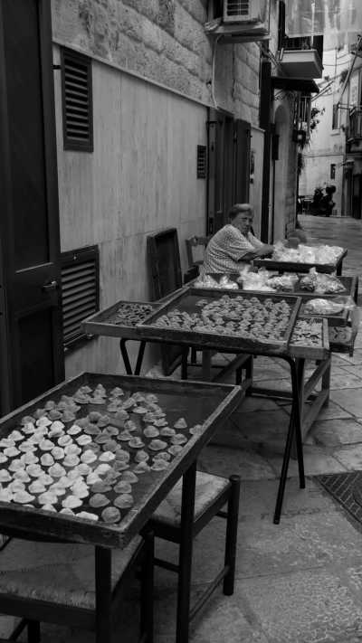 Italy - Bari - 🌸 Slow travel Puglia: Cooking class, local food& authentic hidden gems🇮🇹🍝🍷 - 4