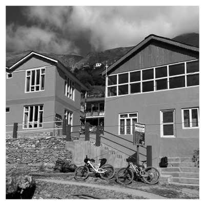 Nepal - Upper Pisang - Compact Annapurna Circuit: Epic Biking Adventure in the Himalayas! - 3