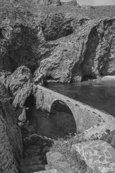 Portugal - Berlengas Natural Reserve - Surf & Yoga camp in the beautiful village of Baleal/Peniche Portugal - Experience MEO Pro surf competition and the Berlengas Nature reserve! - 2