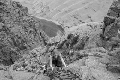 South Africa - Sentinel - South Africa: Drakensberg Moutains & Safaris