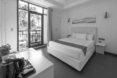 Malediven - Huraa - Maldives Getaway 🌴✨ | Beach, Bikes & Blue Water (PRIVATE room) - 2