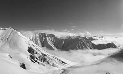 Georgien - Gudauri - Christmas Magic in Georgia 🎄🤶 Christmas Eve in Tbilisi and Skiing in the Snowy Mountains of Gudauri ❄ - 3