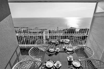 Spain - Montgat - Peaceful Co-Working Time in a Gorgeous Apartment Near Barcelona - 2