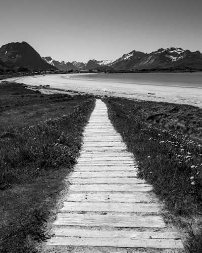 Norwegen - Reine - Norway Lofoten Islands Summer Adventure: Drive, Hike, and Explore the Breathtaking Beauty - 2