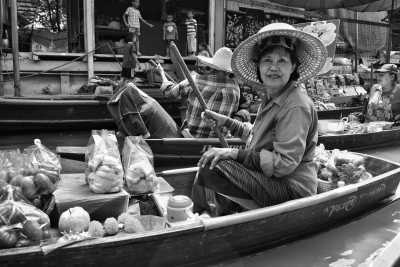 Thailand - Amphawa Floating Market - Unleash the Wonders of Bangkok, Ayutthaya & Amphawa From Temples to Street Food in 4 days by local in Thailand