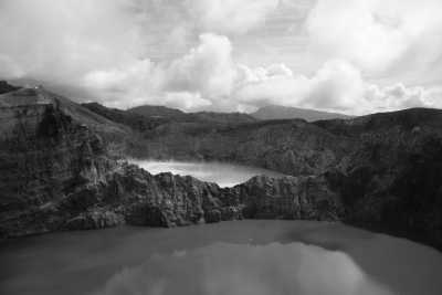 Indonesia - Kelimutu - Indonesian Adventure trip - Explore Flores and Komodo!