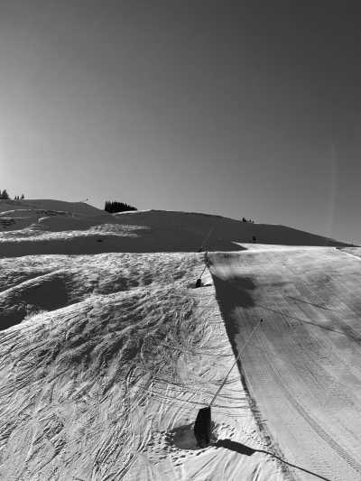 Austria - Axamer Lizum - Ski Trip to the Alps 🎿 All Skipasses included! Visit the vibrant student city Innsbruck, and hit the slopes with a former pro-skier and local guide ❄️ - 5