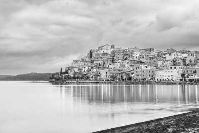 Südeuropa - Lake Bracciano - Motorcycle Adventure Tour - Balkans - Croatia - Bosnia and Herzegovina - Montenegro - Albania - Italy