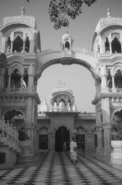 India - Vrindavan - Exploring the Spiritual Heartland: Mathura & Vrindavan Odyssey