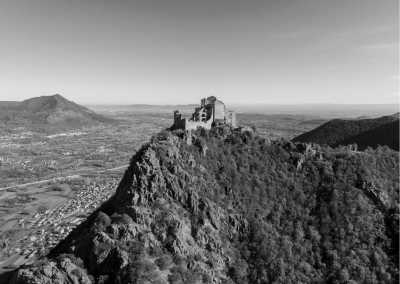 Italy - San Michele - Trekking througth Gardone Riviera town in North Italy 📍  beautiful lakeside setting and picturesque villages 🏞️ - 1