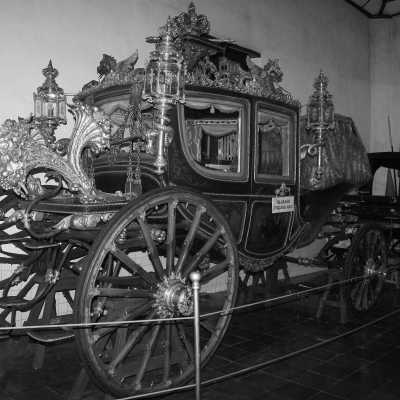 Indonesien - The Palace of Yogyakarta - Explore Java Island Indonesia, Snorkeling, Hiking, Temple, Food, Culture - 5