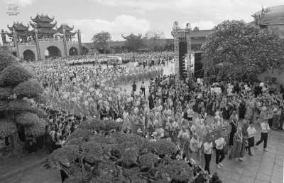 Vietnam - Ba Vàng Pagoda - Temple Hunting in North Vietnam with a Local - 2