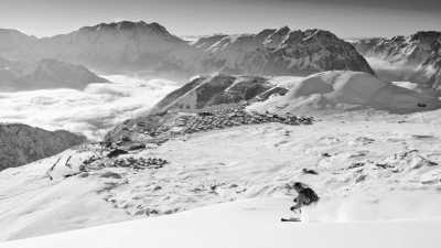 France - Alpes d'Huez - Group Ski Adventure in Alps D'Huez, France! Join the Fun with 5 Other Snow Lovers! 5 days in January, long weekend. - 1