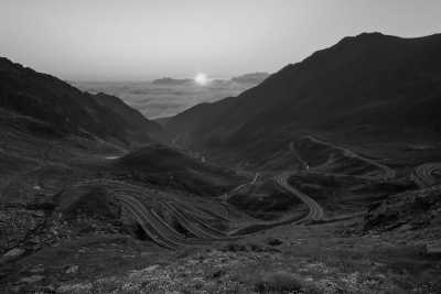 Europa - Transfăgărășan - Motorcycle Adventure Tour - Balkans - Croatia - Bosnia and Herzegovina - Serbia - Romania - Montenegro
