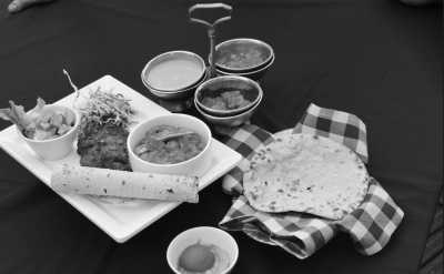 United Arab Emirates - Mumtaz Mahal Indian Speciality Restaurant | Best Restaurant in Bur Dubai - Dubai Co-Working and Vitamin D: A Perfect Mix of Work and Leisure with Sun, Sea, Food, Desert, Nightlife, and Yachting (Private Room)