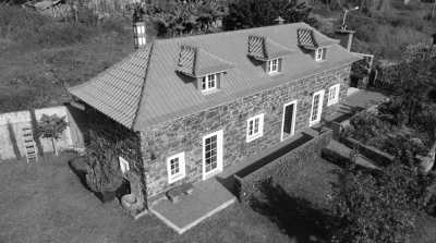 Portugal - Santa Cruz - MADEIRA GIRLS TRIP - hiking, relaxing, good food & drinks ⛰️🌊🌴🍹