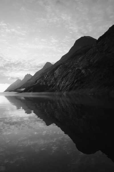 Norwegen - Unstad - Sail and Explore the Lofoten Islands, Norway!