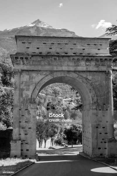 South Africa - Hartbeespoort - Exploring Johannesburg's Hidden Treasures: Uncover Jozi's Gems in South Africa - 4