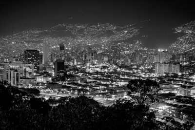 Colombia - Medellín - Enjoy Medellin "City of Eternal Spring", Colombia ⛰️: Cool off in a clear river,  Immerse yourself in the Colorful Paisa Culture and Delight Yourself with the Best Coffee ☕ and a Crispy Chicharrón 🐽! - 3