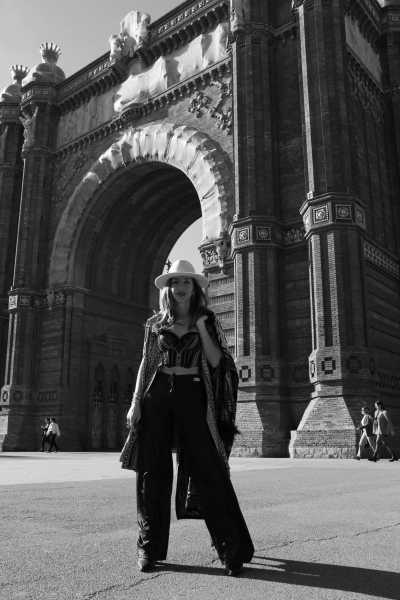 Spain - Arc de Triomf - Barcelona Art Residency: Experience the City Through Art - 1
