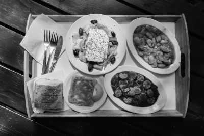 Griechenland - Athens - Athens with a local! Explore Neighbourhoods, Traditional Musical Fiestas, History and Food! - 5