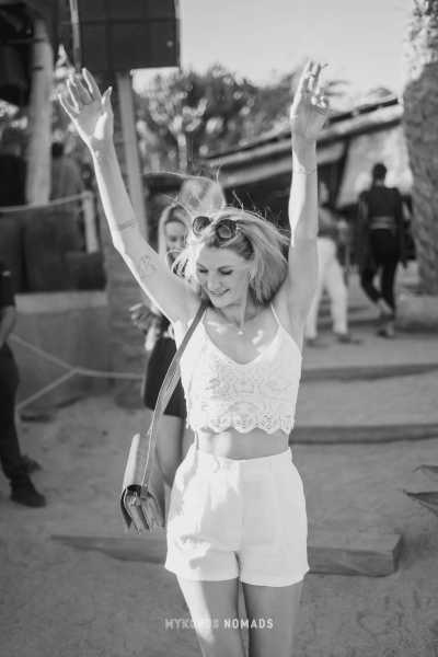 Griechenland - Mykonos International Airport - 4-Day Mykonos Getaway: Hotel, Nightlife, Beachclubs and Transfers on Greece's Party Island - 4