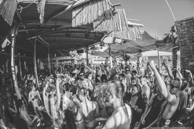 Greece - Paradise Beach Club Mykonos - Pure Greece Madness Athen, Mykonos and more! 🇬🇷🏛🥂 - 2