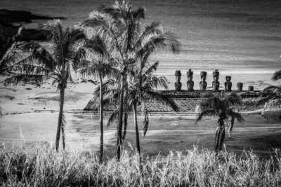 Chile - Anakena - Epic Adventure Week on EASTER ISLAND 🗿🌺 Must-See Attractions, Hidden Caves, Stunning Beaches, Scenic Hikes, and More! 🌊✨