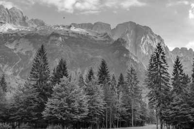 Albanien - Valbonë - Hiking 🥾⛺in ALBANIA ! Valbonë to Theth, Maja Rosit and The Blue Eye Routes. Experience the Best of the Albanian Alps! 🌟 - 2
