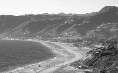 United States - Zuma Beach - 🐚☀️ California Dreaming: The Malibu Beach Escape (PRIVATE ROOM) 🌊 🏖️ - 1