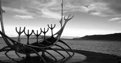 Iceland - Reykjavík - 2 Weeks Traveling and Exploring Iceland Sightseeing: Volcanoes, Glaciers, Ice lagoons, and Gaysers - 1