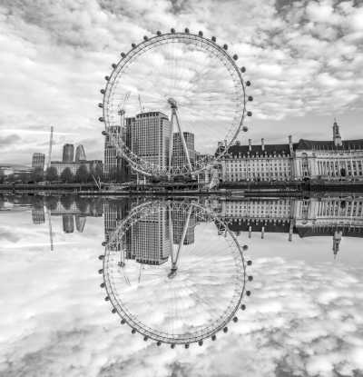 United Kingdom - London Eye - Museums, Art and Cocktails: Mbang's Trip to London  🇬🇧 🍸 - 2