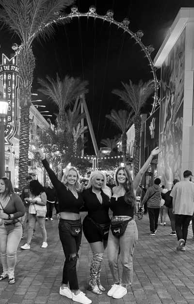 United States - Las Vegas - Vegas Girls Trip: Epic Weekend of Dining, Drinking, Dancing, and Dice in the Entertainment Capital - 4