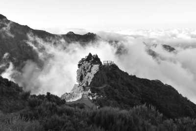 Portugal - Pico do Arieiro - 🏄🏽‍♀️Surf, Yoga & Hiking trip in beautiful island of Madeira, Portugal 🏝️ - 1