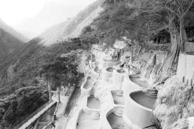 Mexico - Tolantongo - Mexico City Ancient Ruins and Modern Wonders