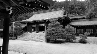 Japan - Omi Jingu Shrine - Discover Japan! Anime & gaming culture plus sightseeing of Osaka, Kyoto, Shiga 👾 - 1