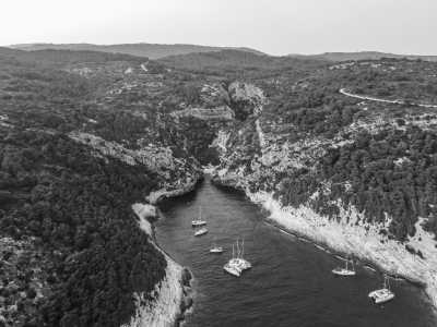 Kroatien - Vis - *AUSGEBUCHT* Sailing into the Blue ⛵ (Guided Trip) From Split ➢ Drage/ Zadar - 2