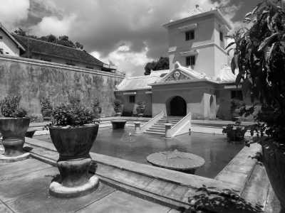 Indonesien - The Palace of Yogyakarta - Exploring Culture and Working in Tranquility Places of Jogja, Indonesia - 2